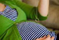 Как узнать, кто родится: гадание на пол ребёнка и приметы Гадание на пол ребенка для беременных